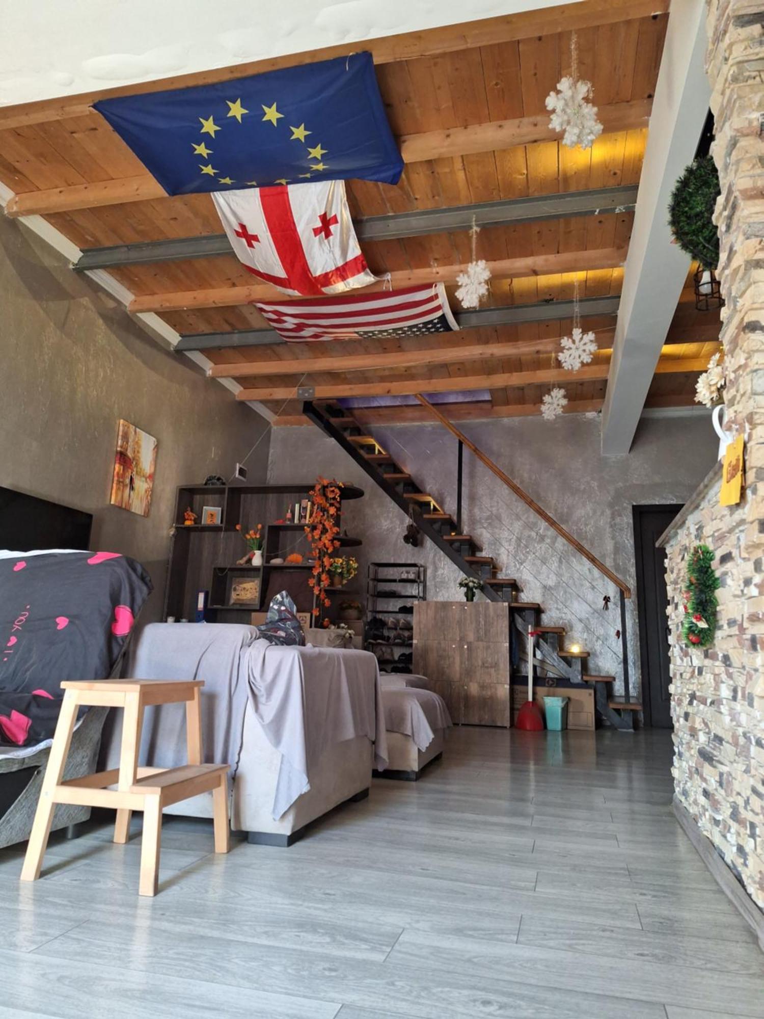 Chase Dream Hostel追梦空间 Batumi Exterior foto
